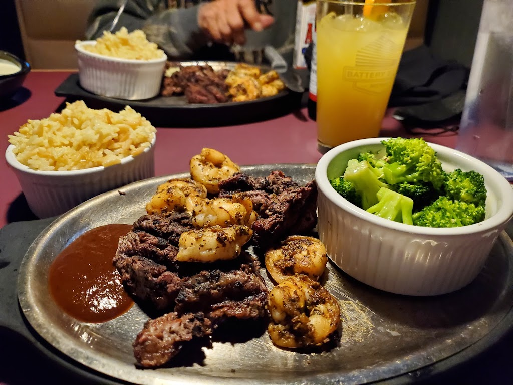 The Downunder Sports Pub | restaurant | 282 North St, Houlton, ME 04730, USA | 2075329421303 OR +1 207-532-9421 ext. 303