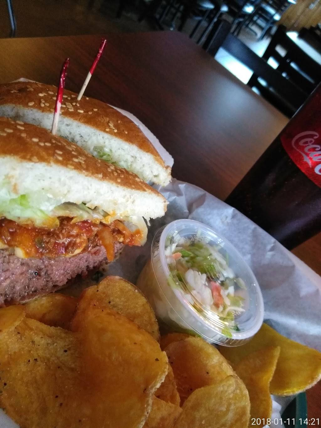 Annies Ruff Cut | restaurant | 90 Forman Rd, Cochecton, NY 12726, USA | 8459325100 OR +1 845-932-5100