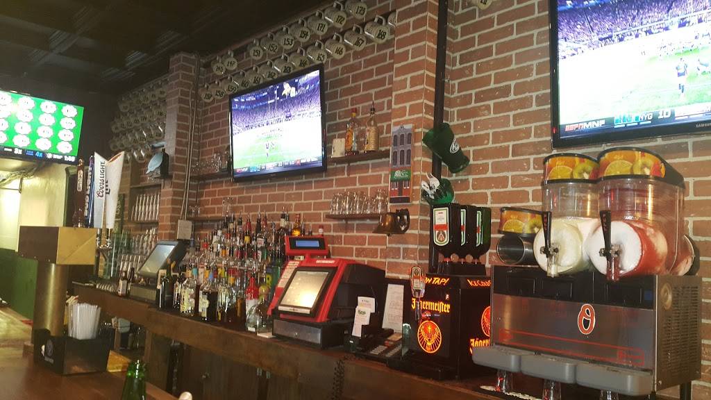 The Greene Turtle Sports Bar & Grille | restaurant | 718-722 S Broadway, Baltimore, MD 21231, USA | 4103424222 OR +1 410-342-4222