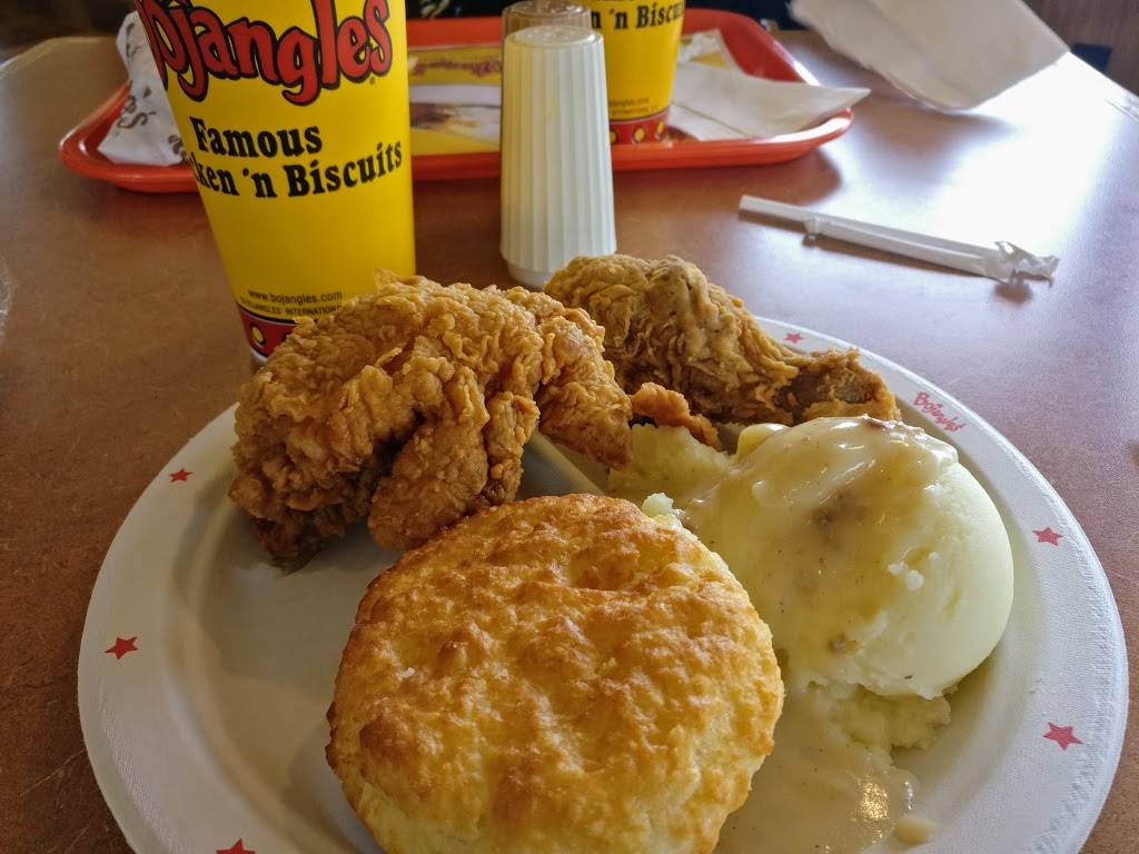Bojangles Famous Chicken n Biscuits | restaurant | 149 Market St, Sanford, NC 27332, USA | 9197765168 OR +1 919-776-5168