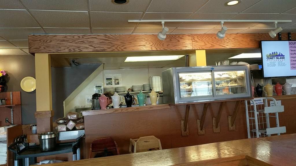 Uptown Coney Island | restaurant | 1555 S Main St, Chelsea, MI 48118, USA | 7344331012 OR +1 734-433-1012