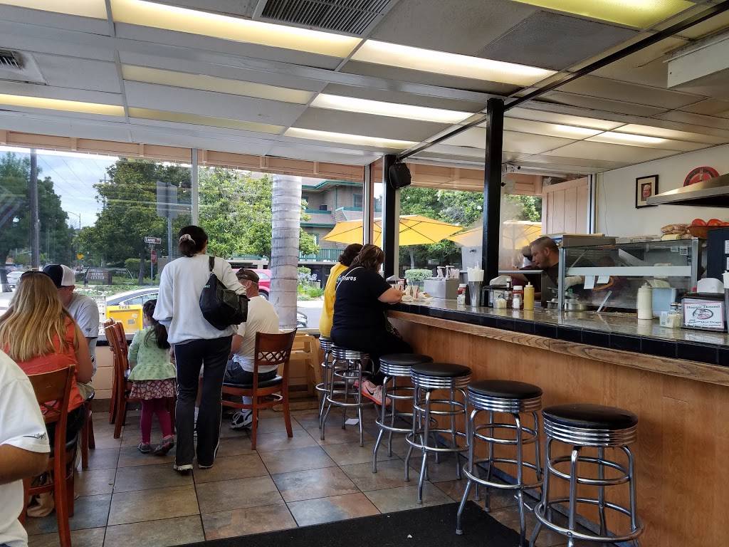 Happy Hound | meal takeaway | 15899 Los Gatos Blvd, Los Gatos, CA 95032, USA | 4083582444 OR +1 408-358-2444