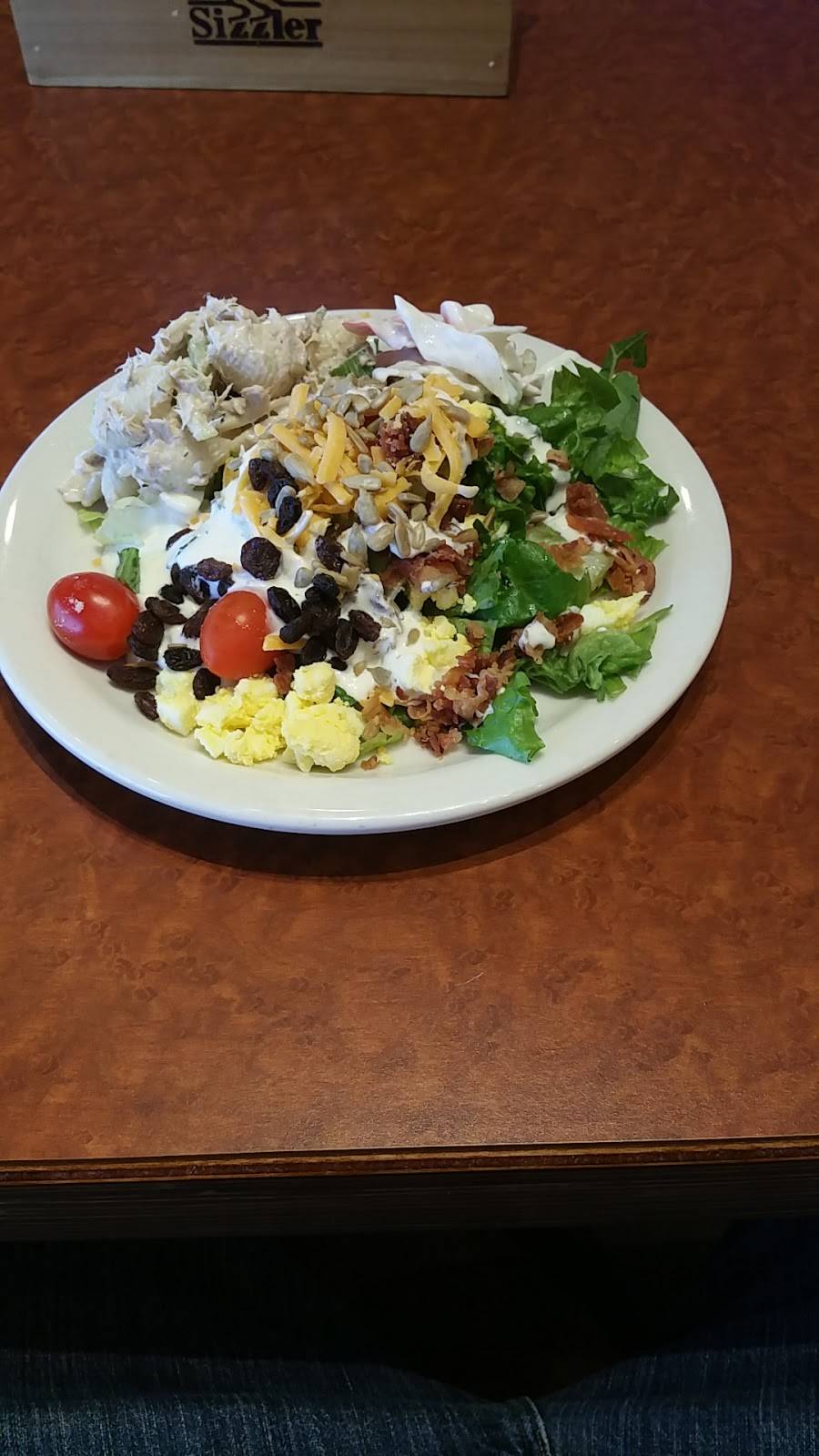 Sizzler | restaurant | 91 W Nuevo Rd, Perris, CA 92570, USA | 9519404021 OR +1 951-940-4021