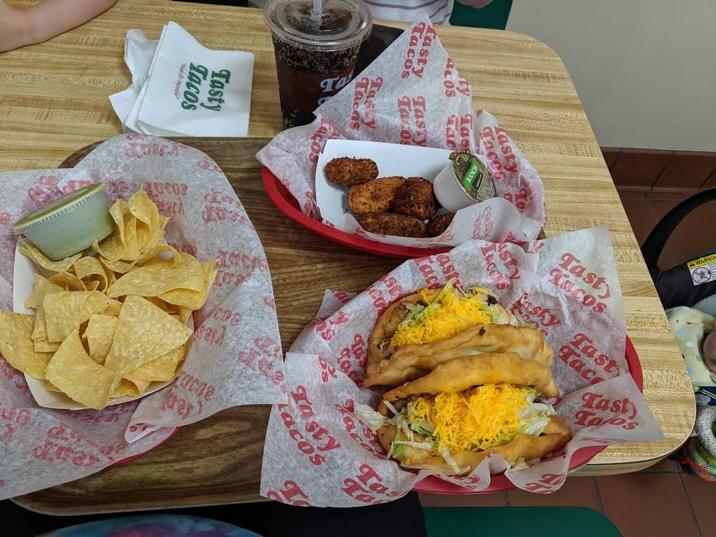 Tasty Tacos | restaurant | 2900 E Euclid Ave, Des Moines, IA 50317, USA | 5152621100 OR +1 515-262-1100