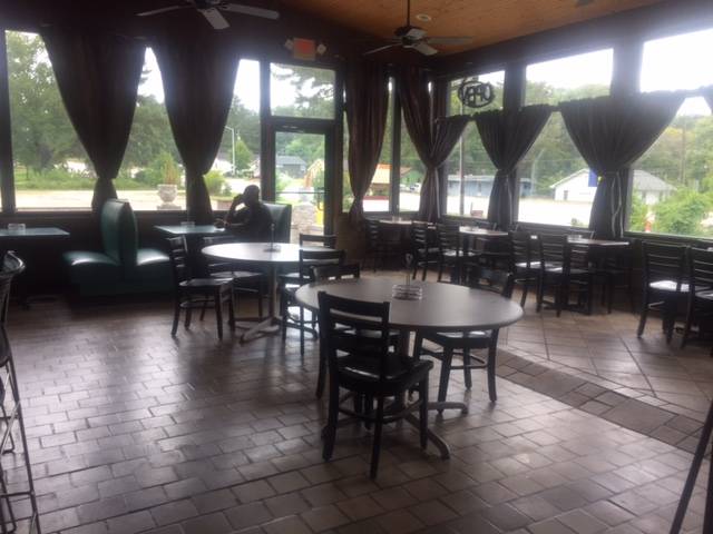 The House Fish & Crab | restaurant | 1903 NC Hwy 55, Durham, NC 27707, USA | 9192519970 OR +1 919-251-9970