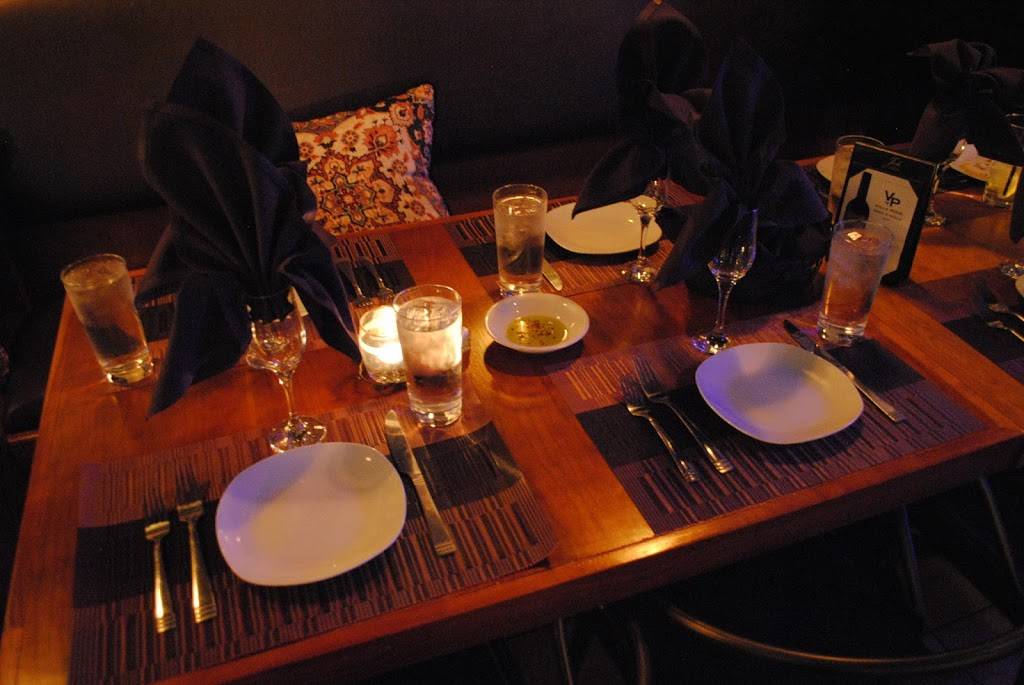 Vino Veritas | restaurant | 486 Broadway, Providence, RI 02909, USA | 4013832001 OR +1 401-383-2001