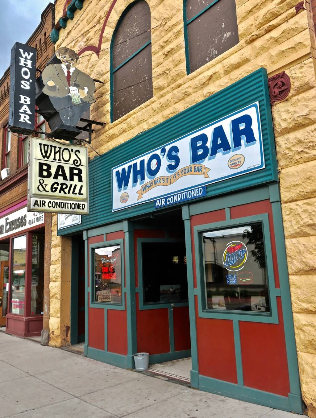Whos Bar & Grill | restaurant | 1114 Tower Ave, Superior, WI 54880, USA | 7153947084 OR +1 715-394-7084
