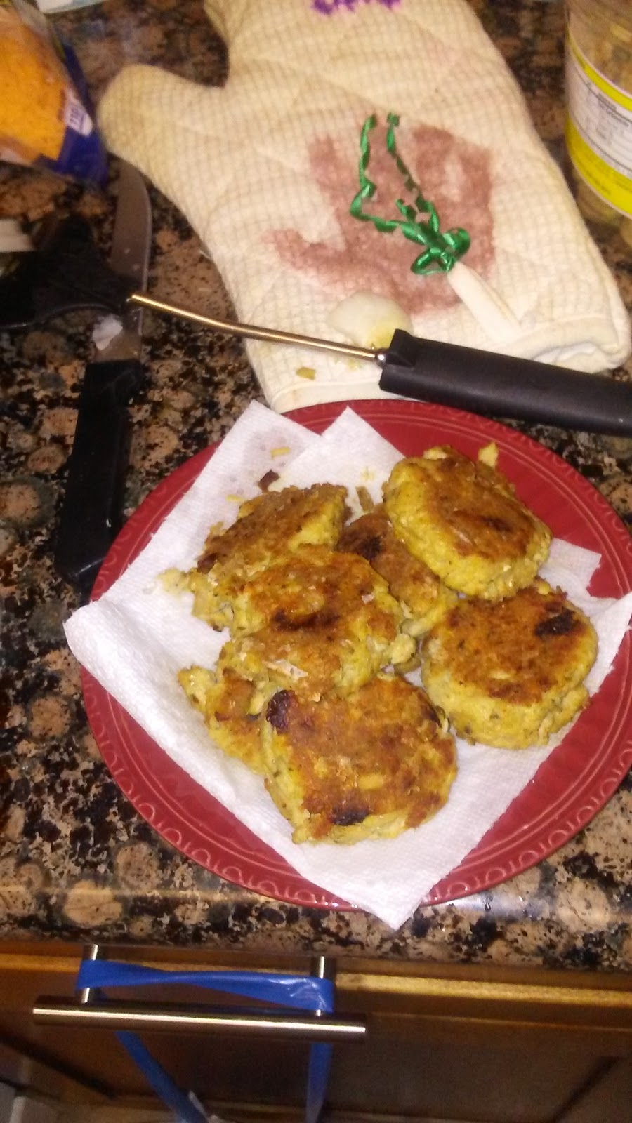 Lions inc. | restaurant | 7407 Barkdoll Ct, Rosedale, MD 21237, USA | 4102365227 OR +1 410-236-5227