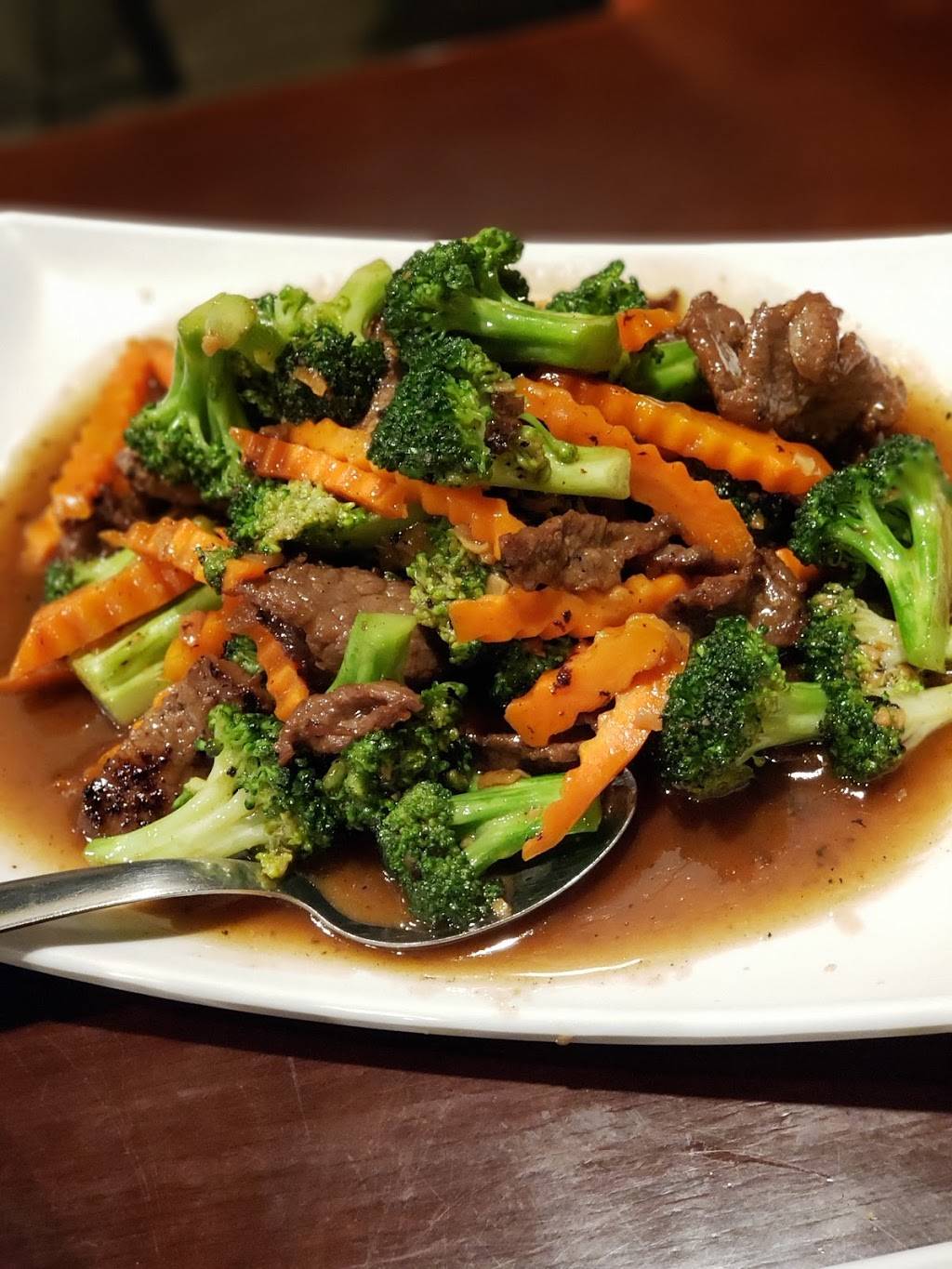 Win Thai Cuisine Restaurant | restaurant | 1151 N Euclid St, Anaheim, CA 92801, USA | 7147780940 OR +1 714-778-0940