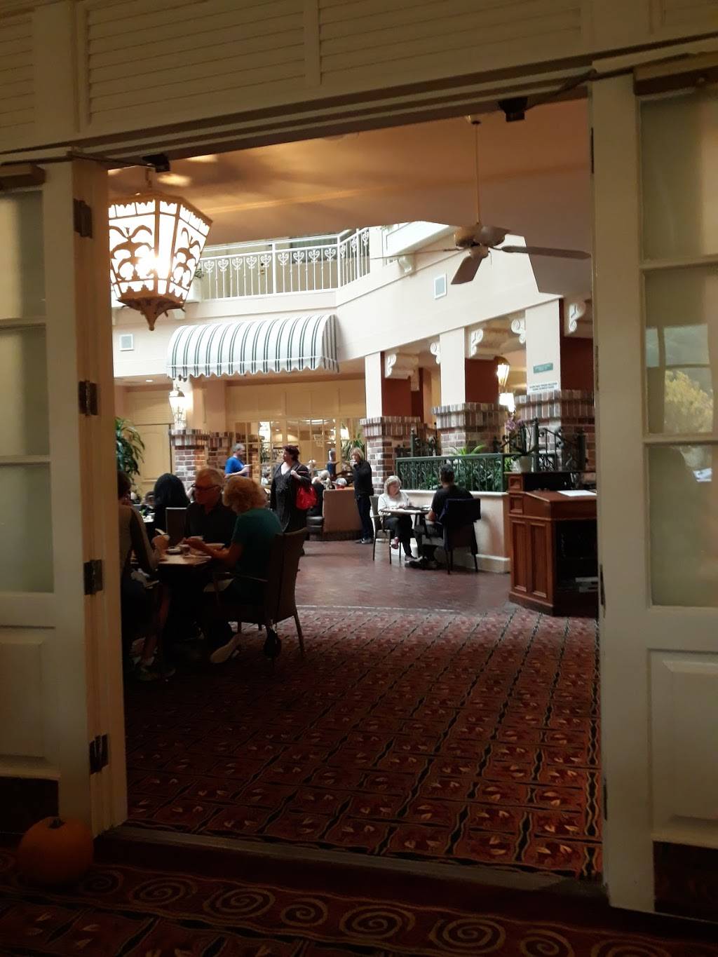 Grille 101 | restaurant | 101 McInnis Pkwy, San Rafael, CA 94903, USA | 4154995923 OR +1 415-499-5923