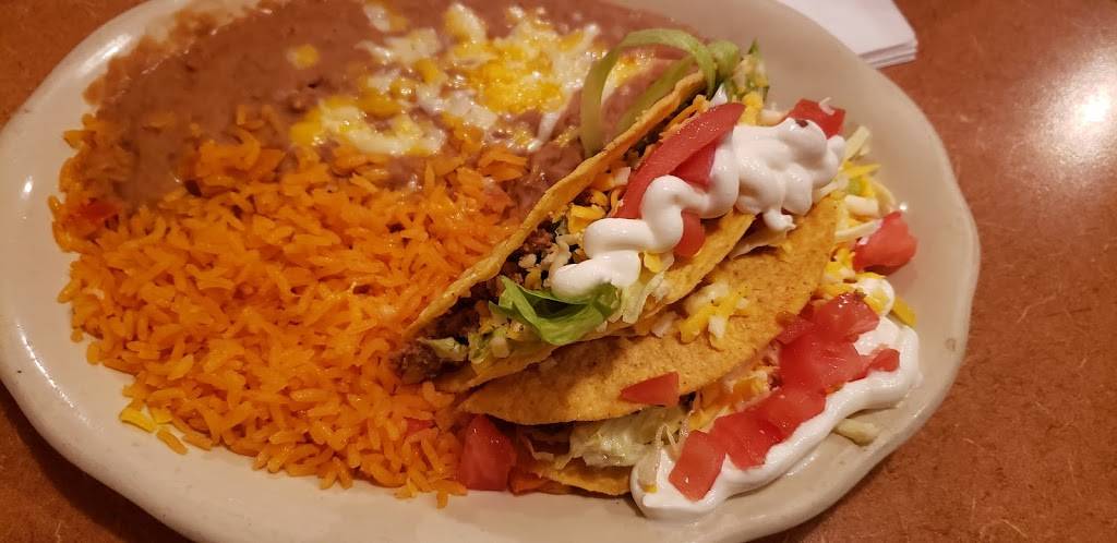 El Puerto Mexican Grill & Cantina | restaurant | 2120 W Main St, Waynesboro, VA 22980, USA | 5409435317 OR +1 540-943-5317
