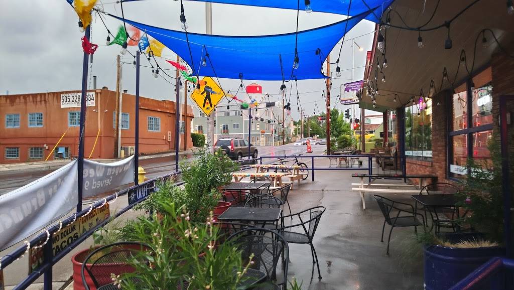 El Cotorro - Taqueria and Heladeria (craft tacos and ice creams) | restaurant | 111 Carlisle Blvd NE, Albuquerque, NM 87106, USA | 5055036202 OR +1 505-503-6202