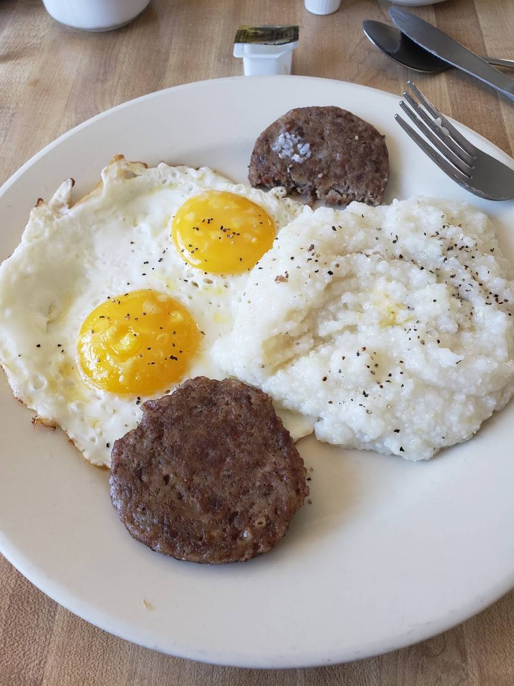 Grandview Restaurant | restaurant | 10575 NC-105, Banner Elk, NC 28604, USA | 8289634573 OR +1 828-963-4573