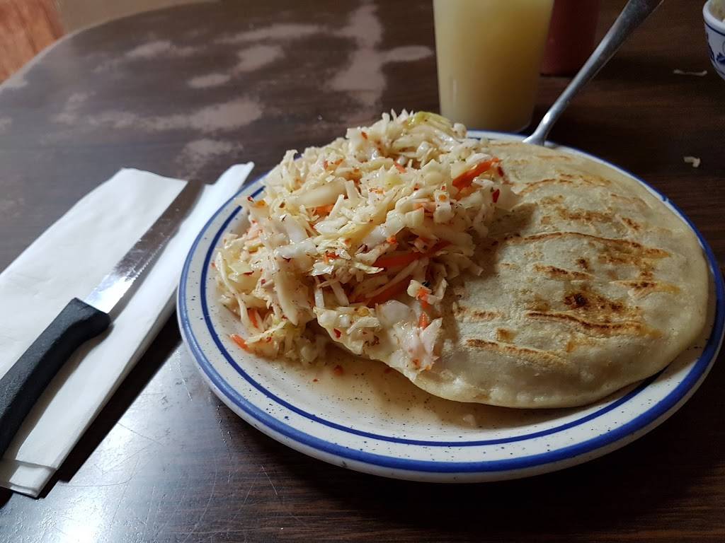 Los Molcajetes | restaurant | 1800 W 8th St, Los Angeles, CA 90057, USA | 2133888994 OR +1 213-388-8994