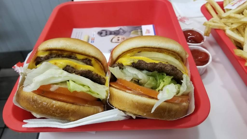 In-N-Out Burger | restaurant | 895 Cochrane Rd, Morgan Hill, CA 95037, USA | 8007861000 OR +1 800-786-1000