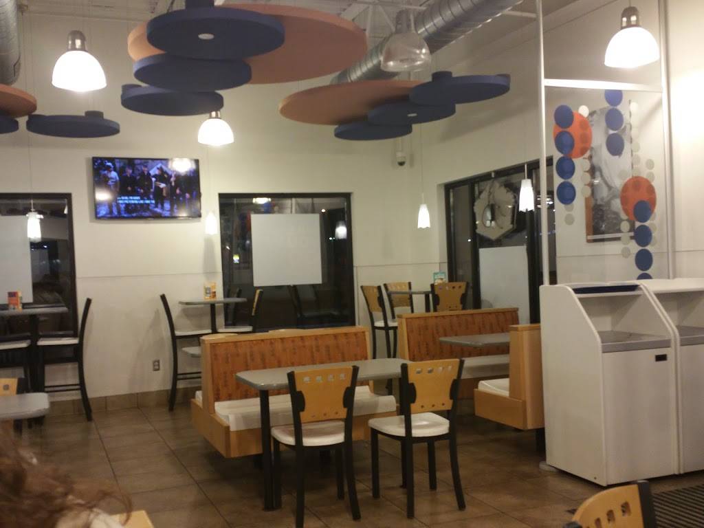 White Castle | restaurant | 9480 Dunkirk Ln N, Maple Grove, MN 55311, USA | 7634169714 OR +1 763-416-9714