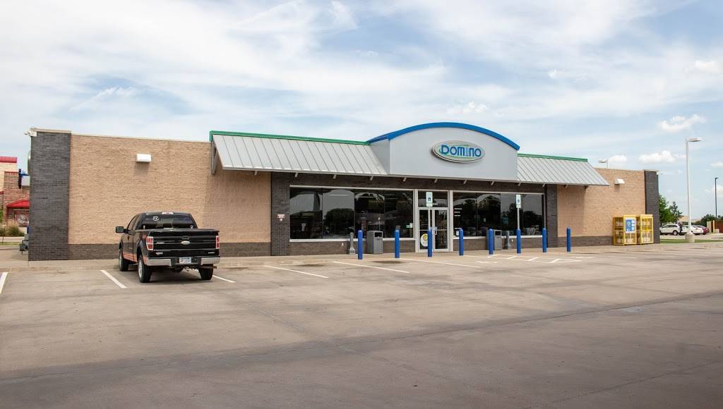 Domino C-Store | restaurant | 12930 NW 10th St, Yukon, OK 73099, USA | 4055772567 OR +1 405-577-2567