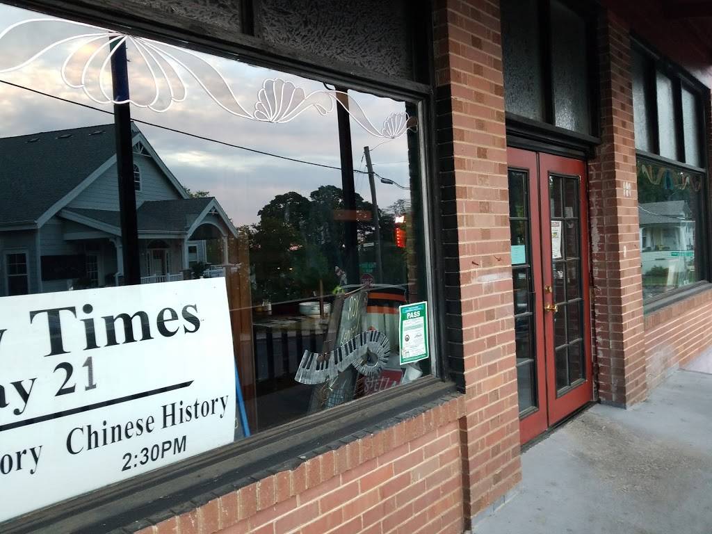 Antuzzis Newcastle Inn | restaurant | 525 Main St, Newcastle, CA 95658, USA | 9168241400 OR +1 916-824-1400