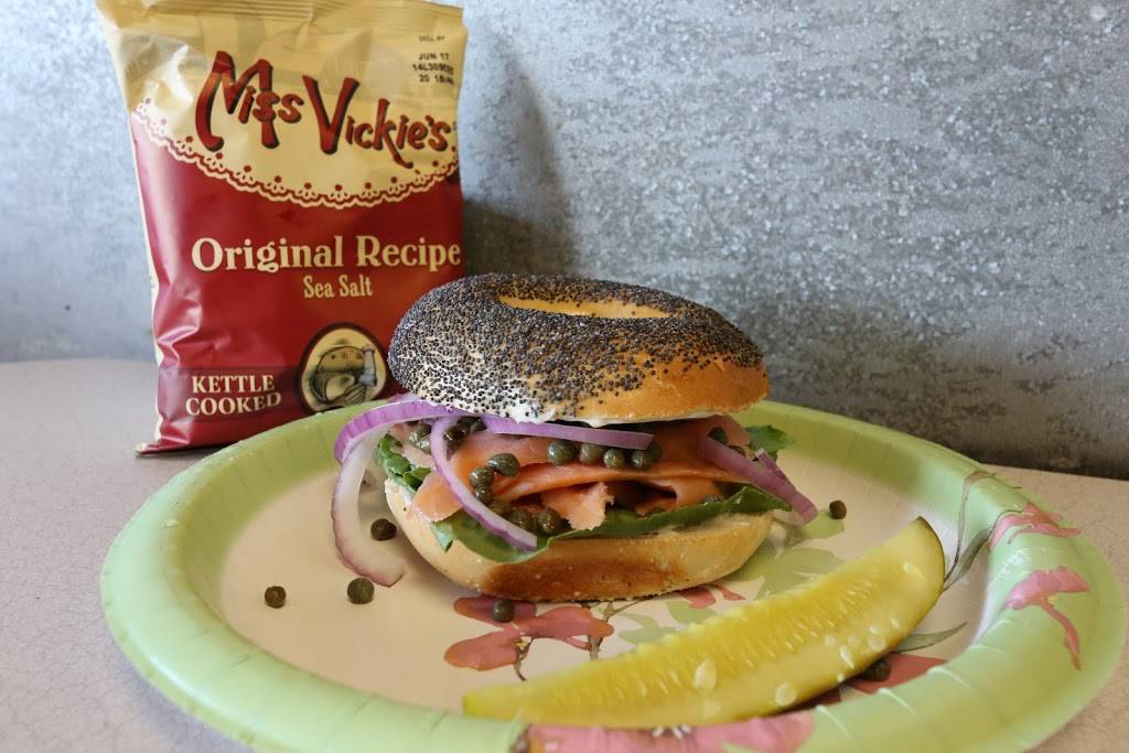 Broadway Bagels | restaurant | 1200 E Main St, Spartanburg, SC 29307, USA | 8645910058 OR +1 864-591-0058