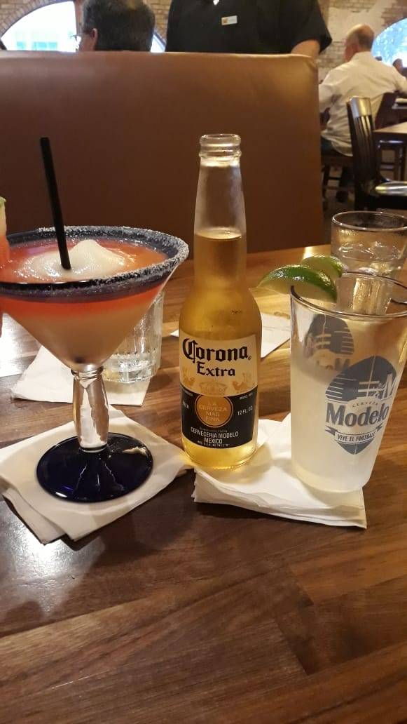 Los Tios Mexican Restaurant | restaurant | 4840 Beechnut St, Houston, TX 77096, USA | 7136606244 OR +1 713-660-6244