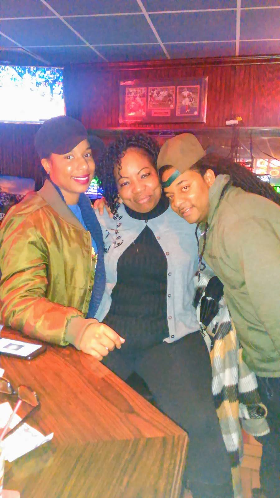 Daily Grind Express | restaurant | 352 West Side Ave # A, Jersey City, NJ 07305, USA | 2013323335 OR +1 201-332-3335