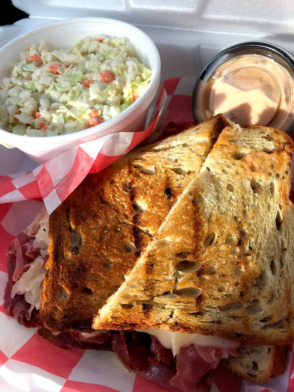 Lindburgers Delray Beach | restaurant | 14535 S Military Trail, Delray Beach, FL 33484, USA | 5614951722 OR +1 561-495-1722