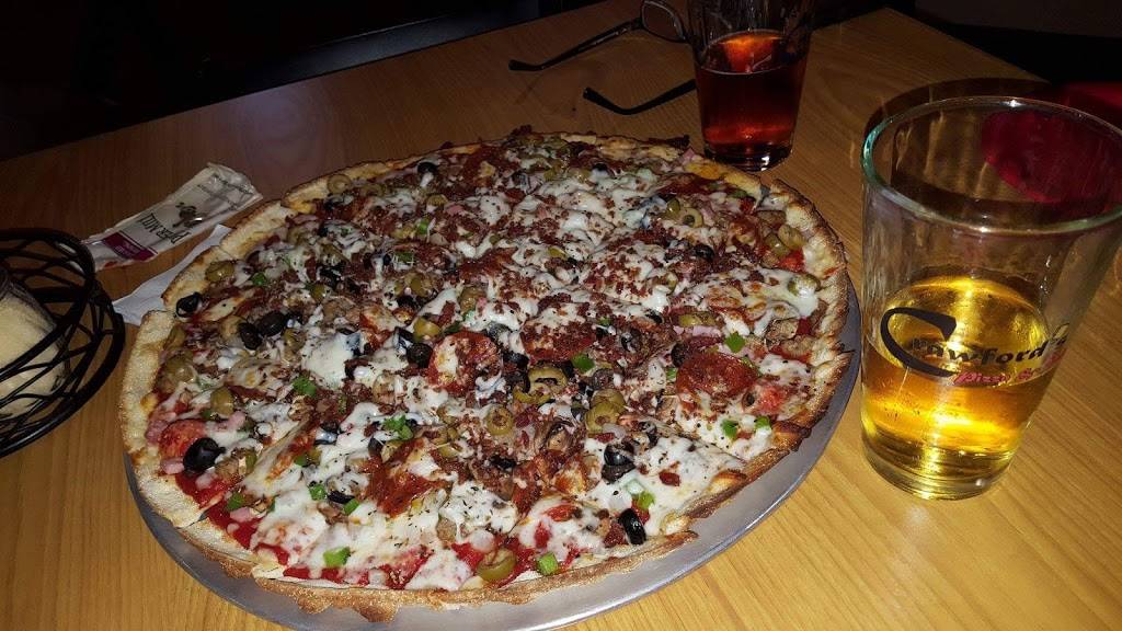 Crawfords Pizza & Pub | restaurant | 170 Debby Dr, Mt Zion, IL 62549, USA | 2178641691 OR +1 217-864-1691