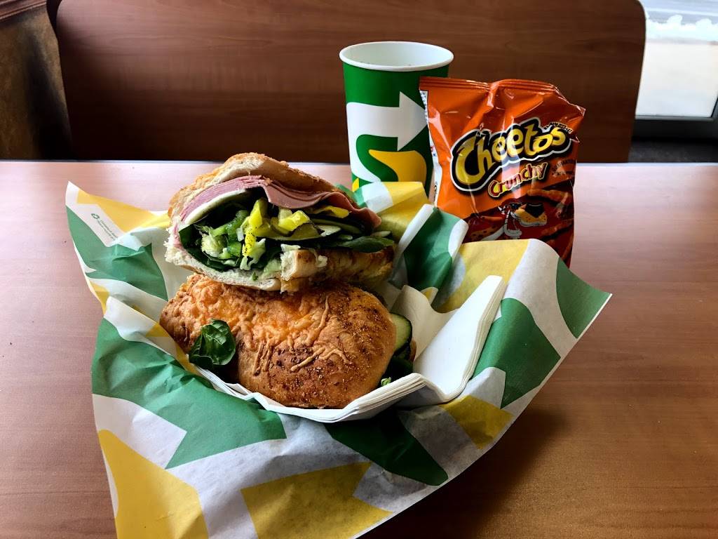 Subway | meal takeaway | 315 Southwest Blvd, Kansas City, KS 66103, USA | 9133842939 OR +1 913-384-2939