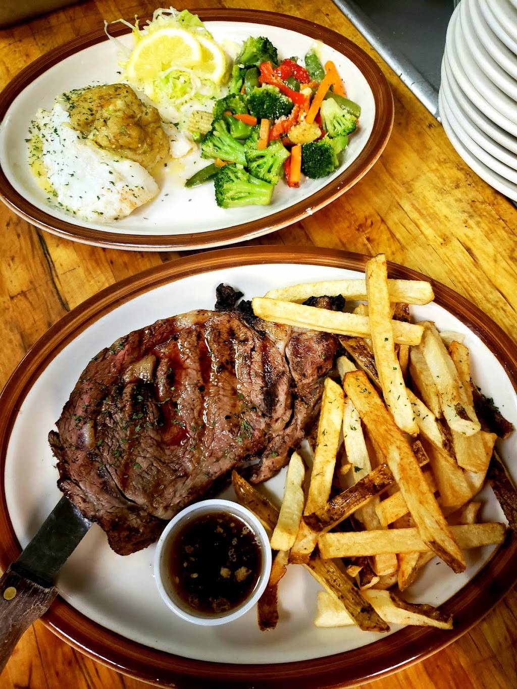 Grille 565 | restaurant | 565 Lincoln Ave, Bellevue, PA 15202, USA | 4123018623 OR +1 412-301-8623