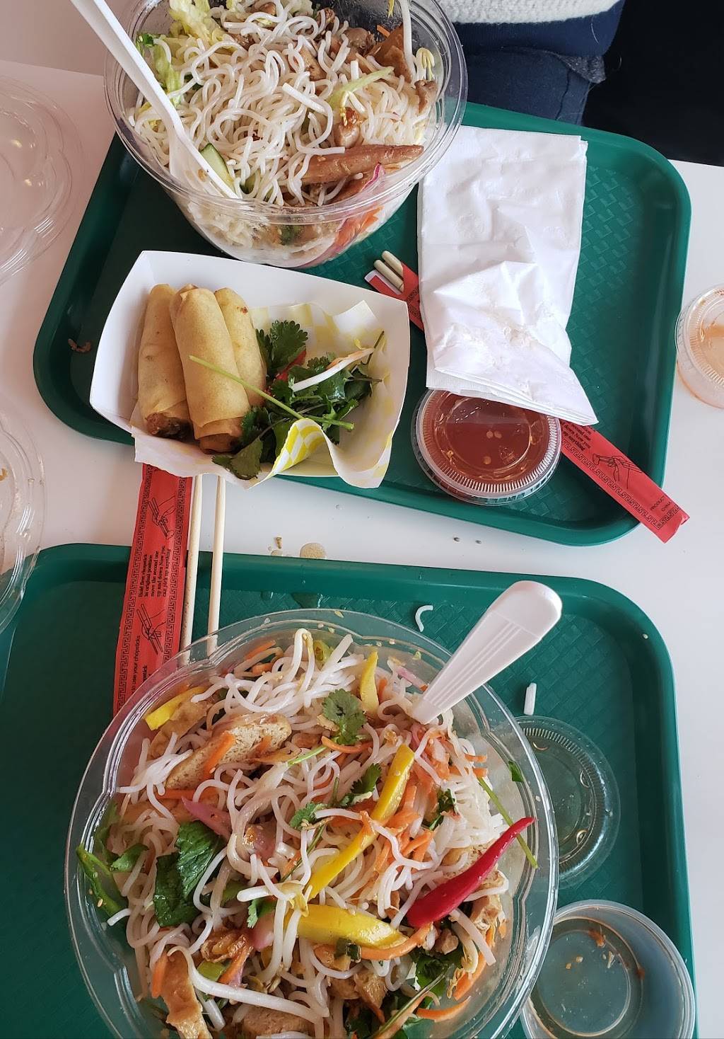 Saigon88 Express | restaurant | 5500 Steubenville Pike, McKees Rocks, PA 15136, USA | 4127888838 OR +1 412-788-8838