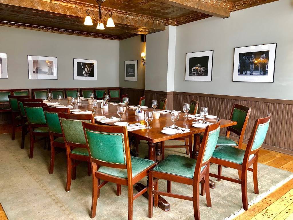 Phoebes Restaurant & Coffee Lounge | meal takeaway | 900 E Genesee St, Syracuse, NY 13244, USA | 3154755154 OR +1 315-475-5154