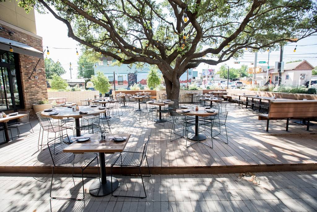 Il Brutto | restaurant | 1601 E 6th St, Austin, TX 78702, USA | 5125808779 OR +1 512-580-8779