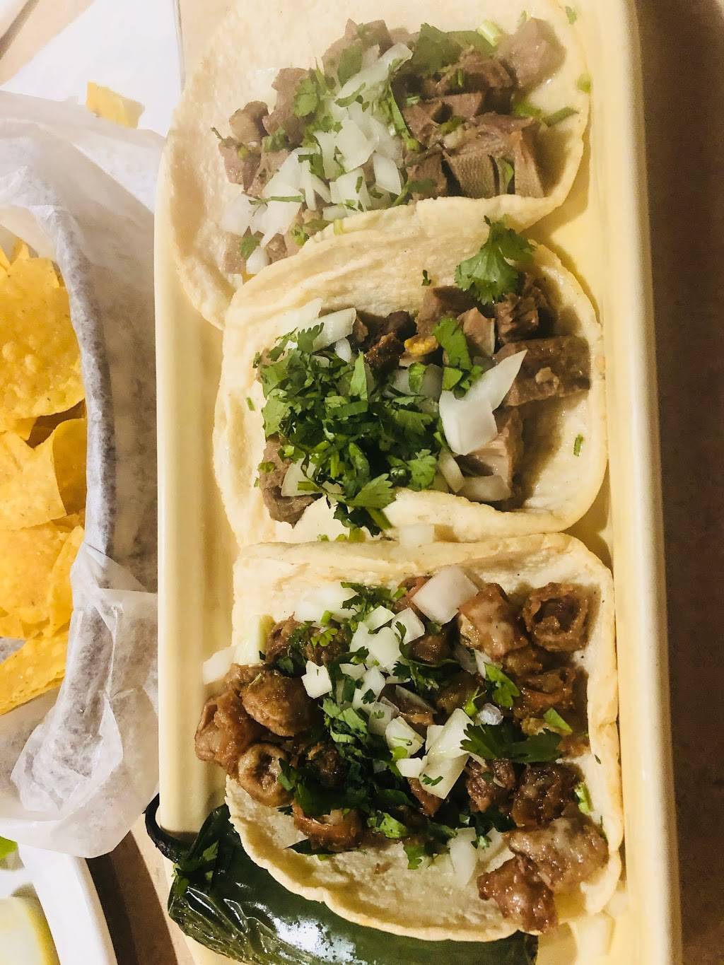 FONDA LA TAQUIZA | restaurant | 5135 Albemarle Rd, Charlotte, NC 28205, USA | 7045315757 OR +1 704-531-5757