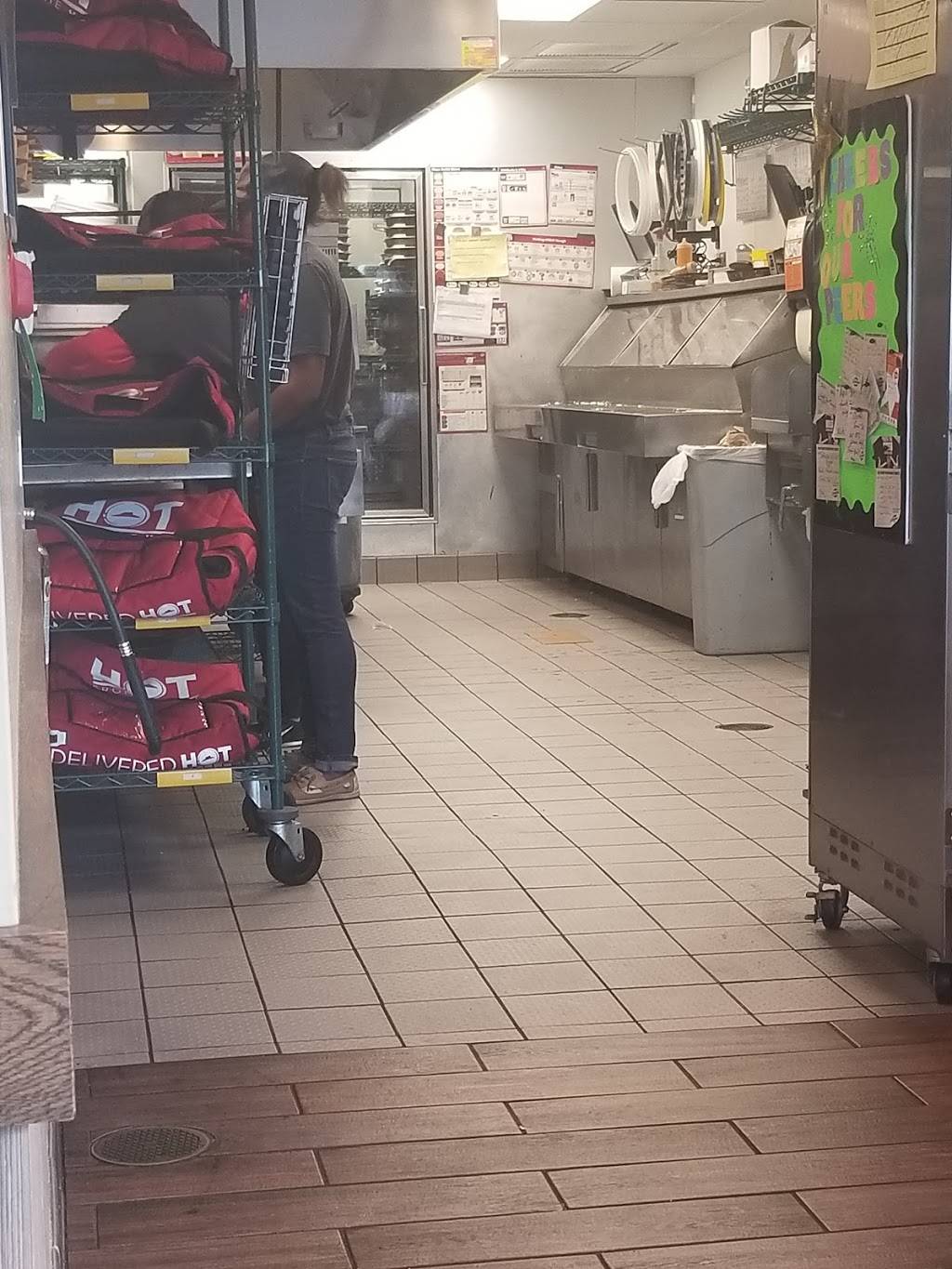 Pizza Hut | meal takeaway | 11802 Tesson Ferry Rd, St. Louis, MO 63128, USA | 3148421111 OR +1 314-842-1111