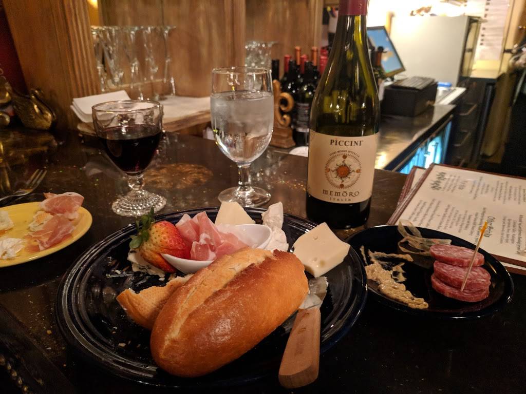 Sienna Wine Bar & Small Plates | restaurant | 3422 E 12th Ave, Denver, CO 80206, USA | 3033552202 OR +1 303-355-2202