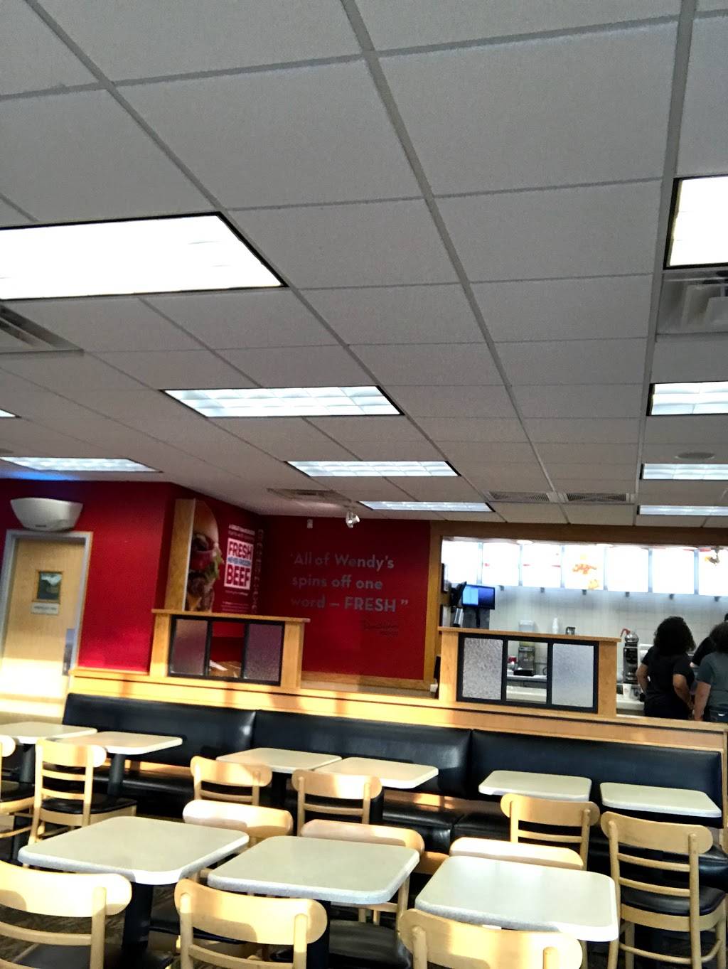 Wendys | restaurant | 2910 Scioto Trail, Portsmouth, OH 45662, USA | 7403532949 OR +1 740-353-2949