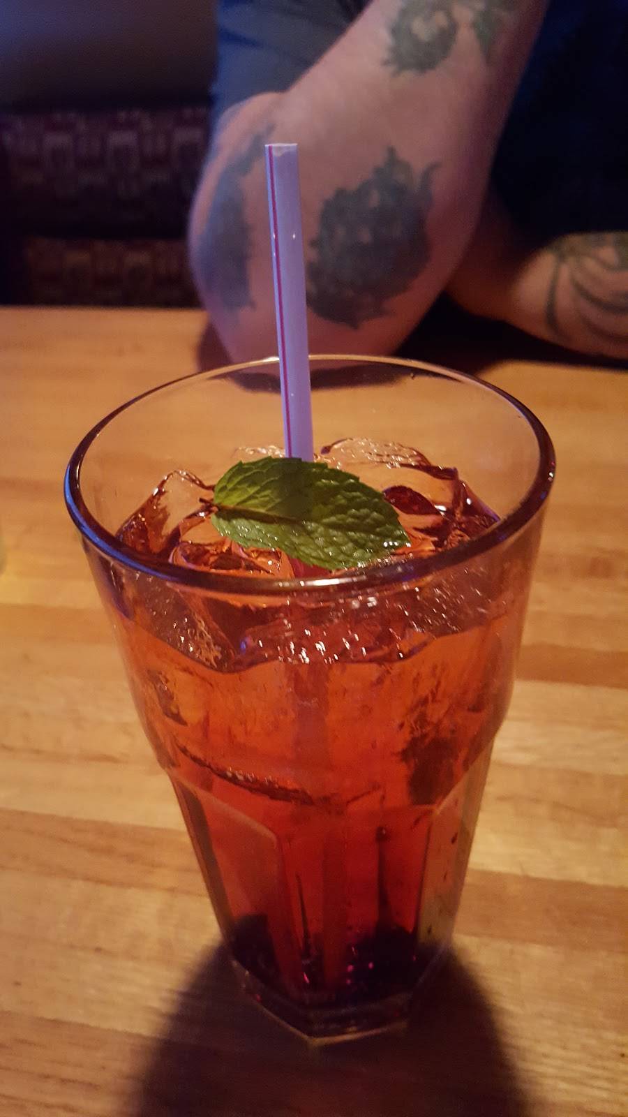 Applebees Grill + Bar | restaurant | 2114 N Central Ave, Marshfield, WI 54449, USA | 7154861700 OR +1 715-486-1700