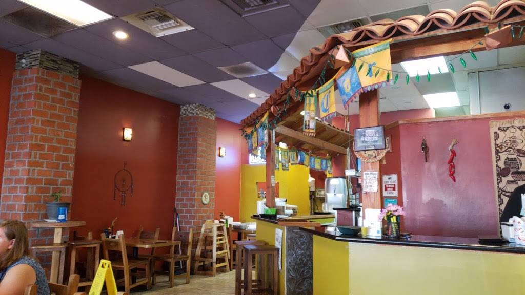 The Green Chile (New Mexico Style) | restaurant | 13926 Imperial Hwy, La Mirada, CA 90638, USA | 5628021202 OR +1 562-802-1202