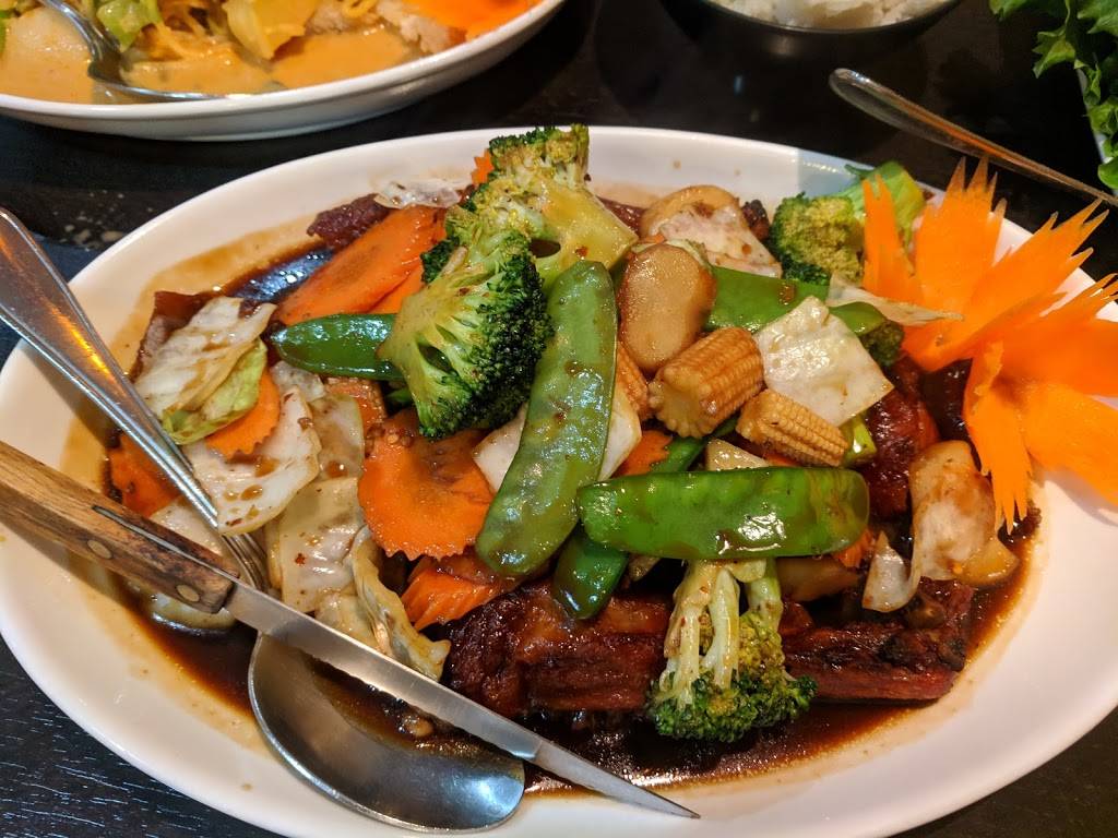 Bangkok Cuisine | restaurant | 1500 Weber St E, Kitchener, ON N2A 2Y5, Canada | 5197487676 OR +1 519-748-7676