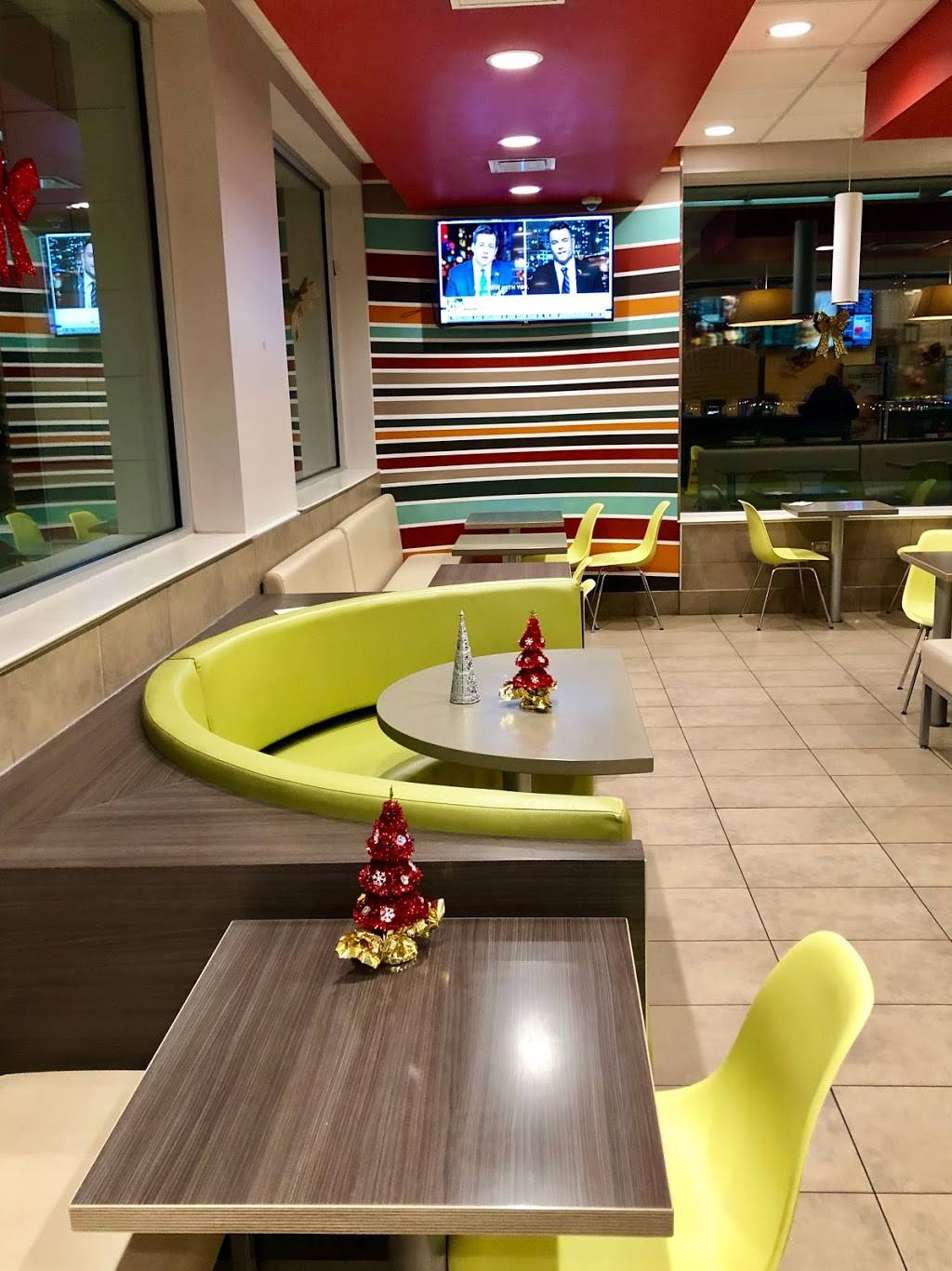 McDonalds | cafe | 8147 Katy Fwy, Houston, TX 77024, USA | 7136881934 OR +1 713-688-1934