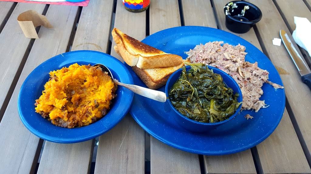 MOJO Kitchen, BBQ Pit & Blues Bar | restaurant | 1500 Beach Blvd, Jacksonville Beach, FL 32250, USA | 9042476636 OR +1 904-247-6636