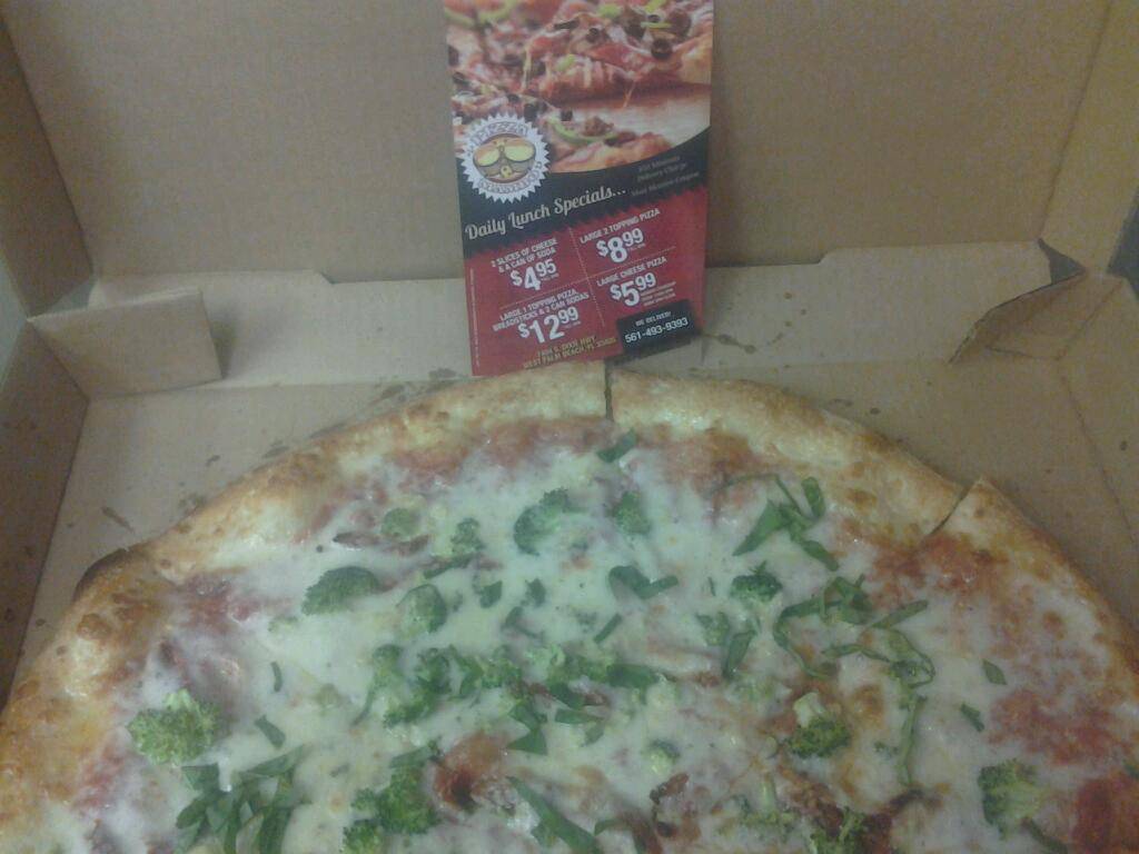 Pizza Mambo | meal delivery | 7402 S Dixie Hwy, West Palm Beach, FL 33405, USA | 5614939393 OR +1 561-493-9393