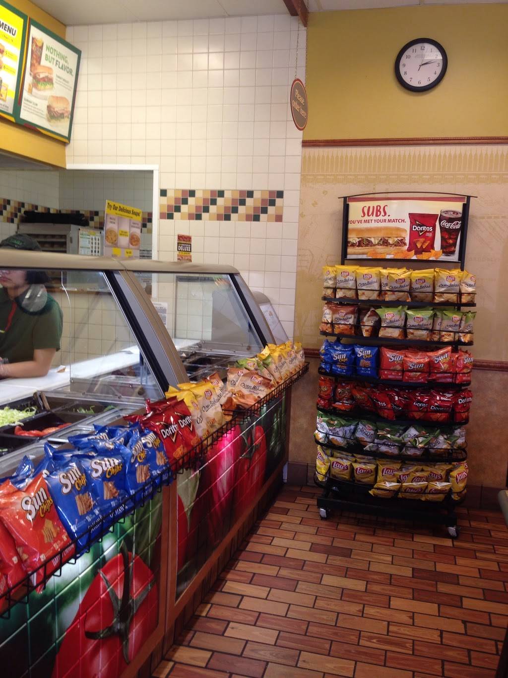 Subway | restaurant | 2400 K Ave, Plano, TX 75074, USA | 9724248964 OR +1 972-424-8964