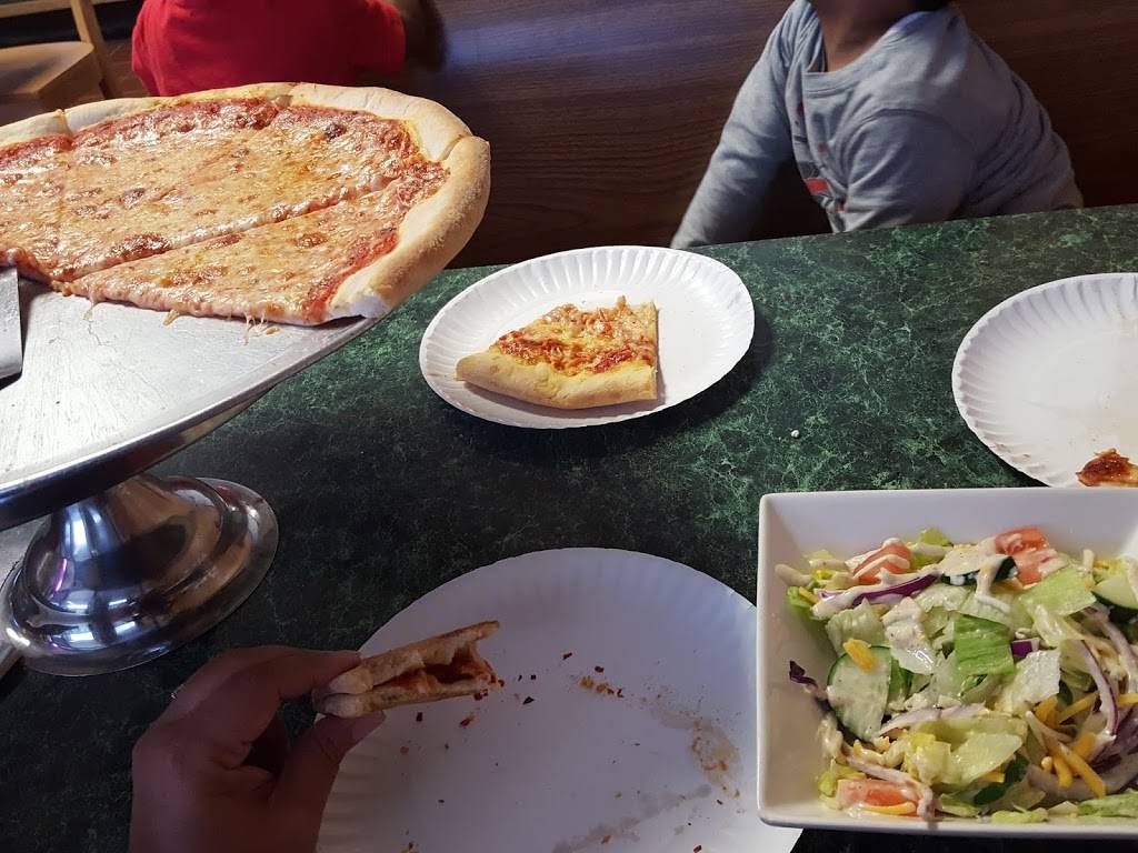 Brothers Pizza | restaurant | 3605 Plank Rd, Fredericksburg, VA 22407, USA | 5405480400 OR +1 540-548-0400