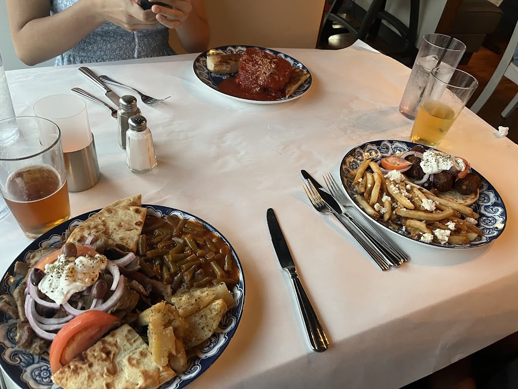 The Med | restaurant | 5614 E Washington St, Indianapolis, IN 46219, USA | 3175502512 OR +1 317-550-2512