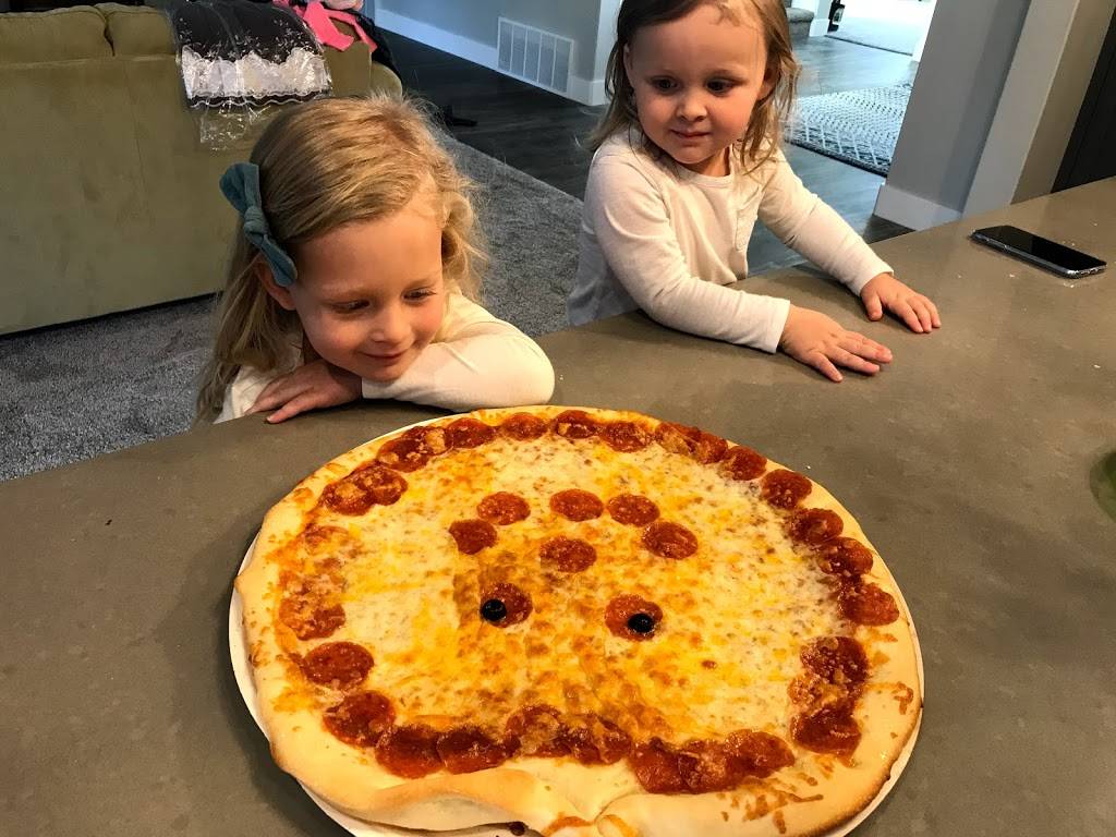 Papa Murphys | Take N Bake Pizza | meal takeaway | 1933 East, 7000 S, Cottonwood Heights, UT 84121, USA | 8017337272 OR +1 801-733-7272