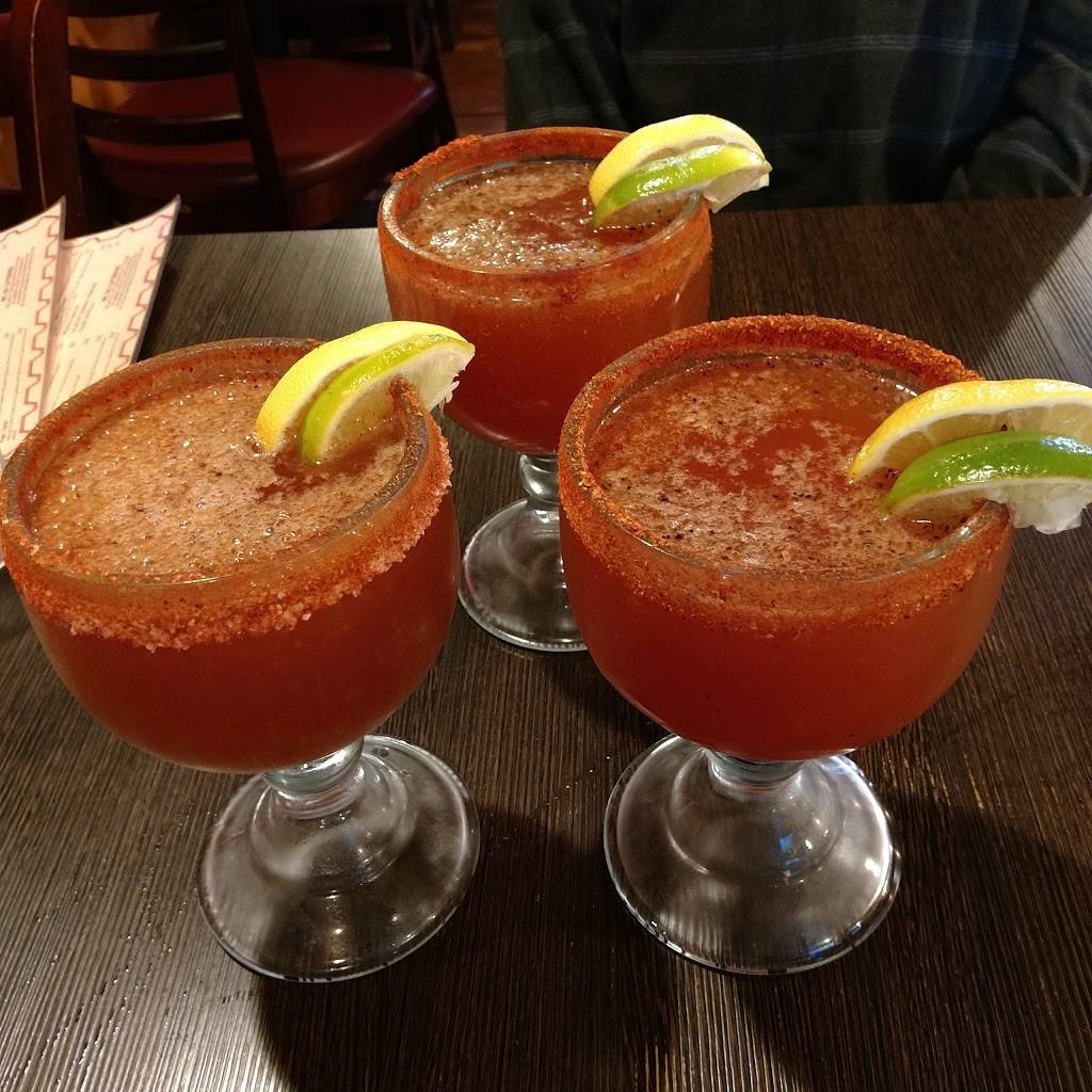 Margaritas Bar & Grill | restaurant | 411 Vineyard Blvd, Morgan Hill, CA 95037, USA | 4087795300 OR +1 408-779-5300