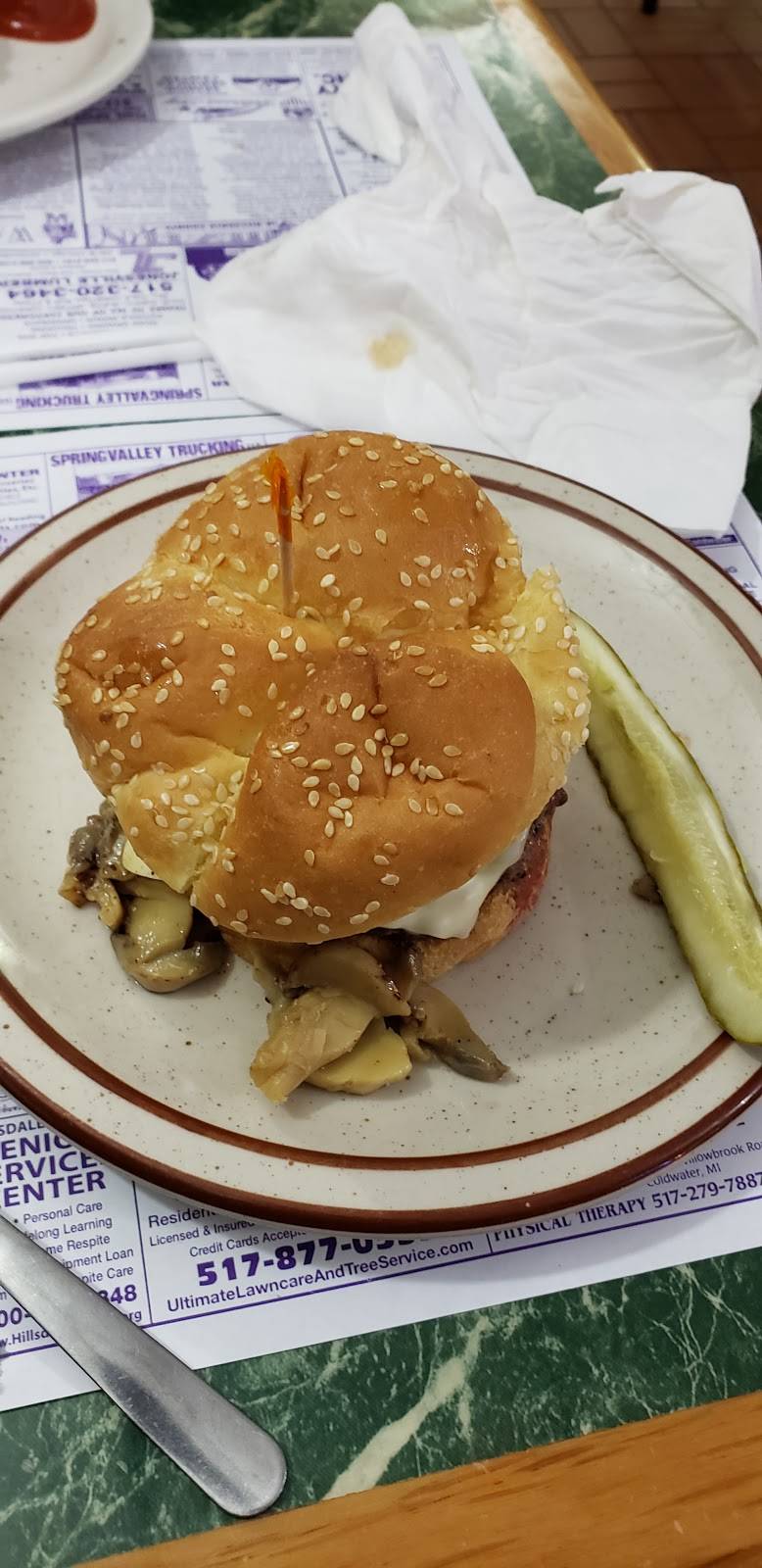 Somerset Cafe | restaurant | 12151 E Chicago Rd, Jerome, MI 49249, USA | 5176883323 OR +1 517-688-3323