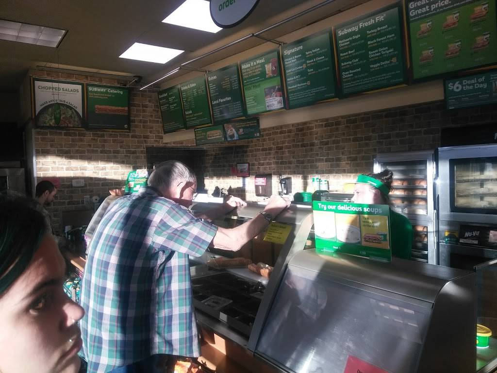 Subway | meal takeaway | 4990 Kipling St Suite 10, Wheat Ridge, CO 80033, USA | 3034256325 OR +1 303-425-6325