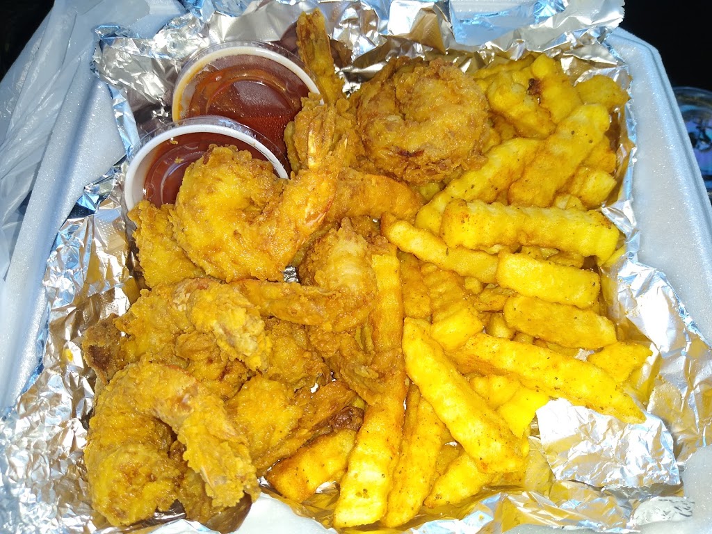 Mckinnons Seafood, Wings and Gullah Tingz | restaurant | 81 Sea Island Pkwy, Beaufort, SC 29907, USA | 8433793993 OR +1 843-379-3993